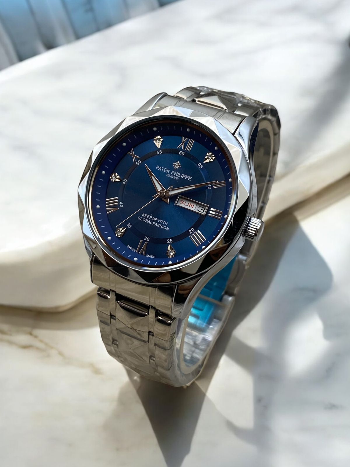 Patek philippe daimond  cut dial  with date day